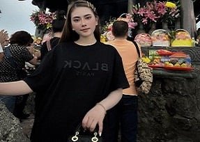 Новый мальчик, который подросток с матерью непристойный