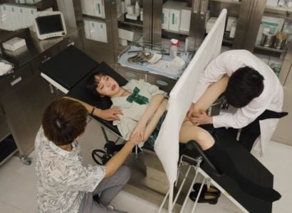 У горячих источников настоящие баловаемые женщины